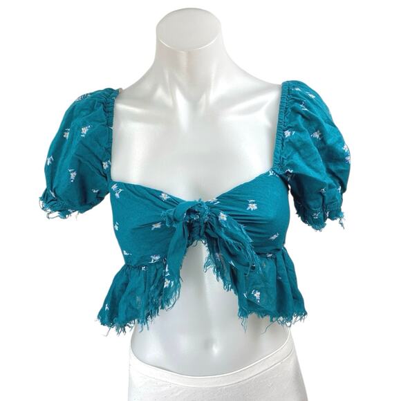 Aeropostale Blue Floral Short Puff Sleeve Frayed Front Tie Slim Crop Top Size XS - Picture 2 of 5